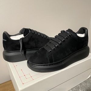 Alexander McQueen Suede Black Sneakers 43 / 10